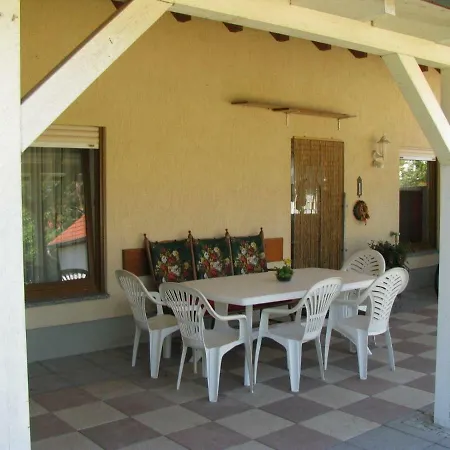 Ferienwohnung Gelhausen Apartman